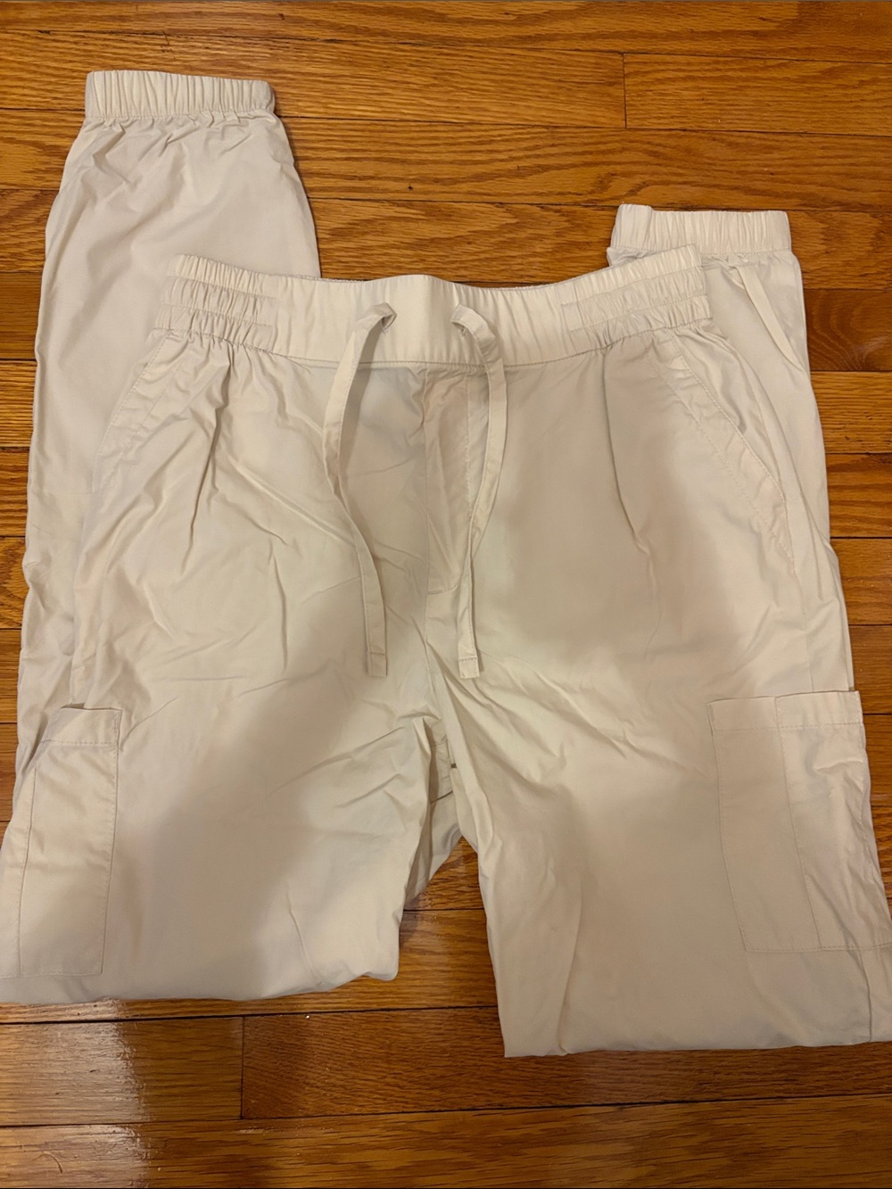 Old Navy Cream Cargo Jogger Pants with Drawstring